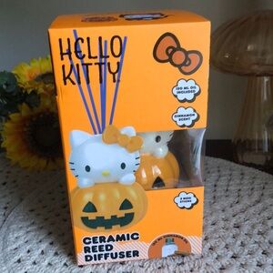 HELLO KITTY Halloween Ceramic Reed Diffuser